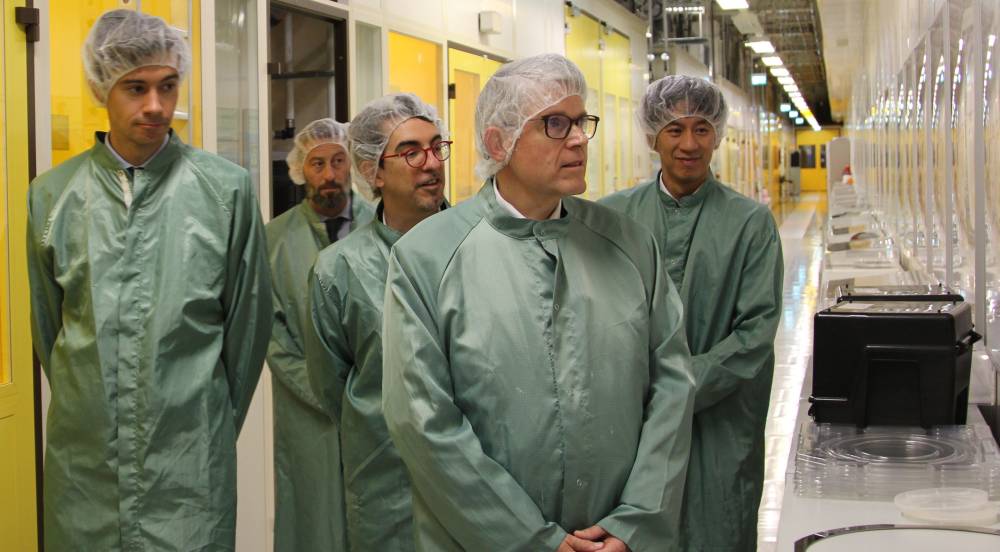 Besuch des Französischen Forschungsministers Patrick Hetzel im Fraunhofer IZM